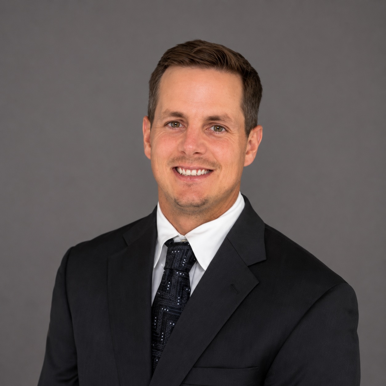 Derek Sears MD, ophthalmologist with Eyevue Solutions